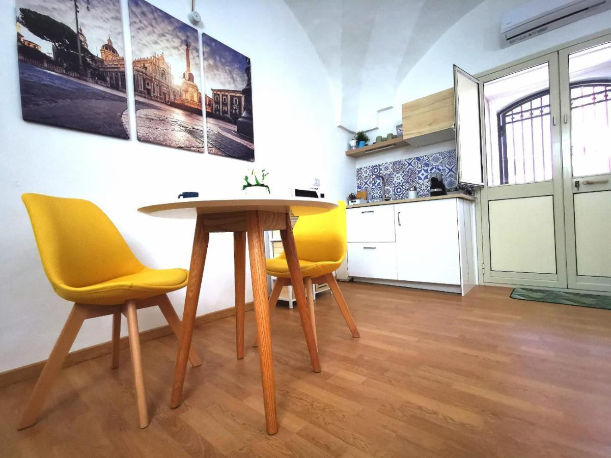 Ma Ma Crociferi 33 Apartment Catania Exterior photo
